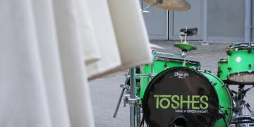 Enseignes, façades & artistes