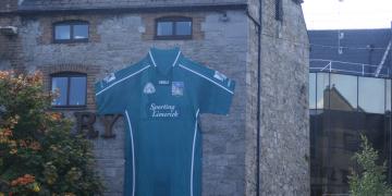 Signs, street art & flags