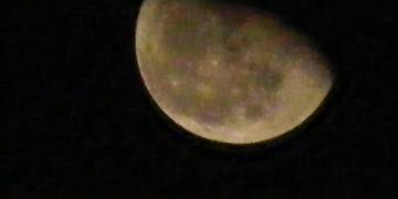 Série de nuit : La lune