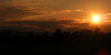 Série couchers et levers de soleil